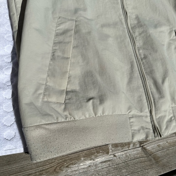 VINTAGE Tommy Hilfiger Jacket Mens Medium Windbreaker Beige/ Cream Full zip - Picture 3 of 11